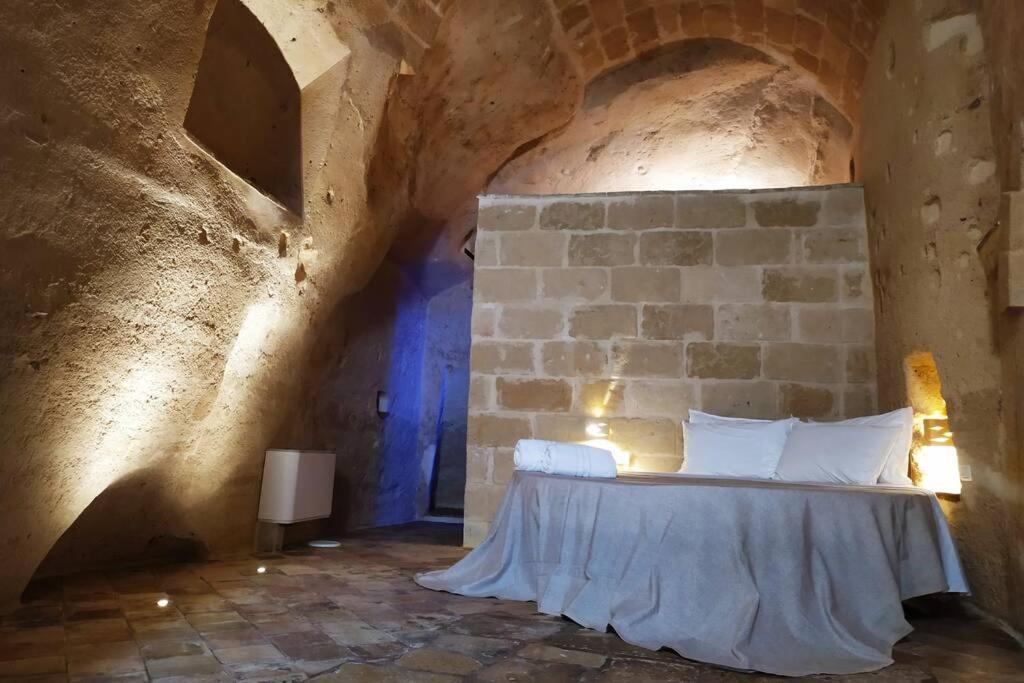 Fornaci 46 Sassi Con Idromassaggio Villa มาเตรา ภายนอก รูปภาพ