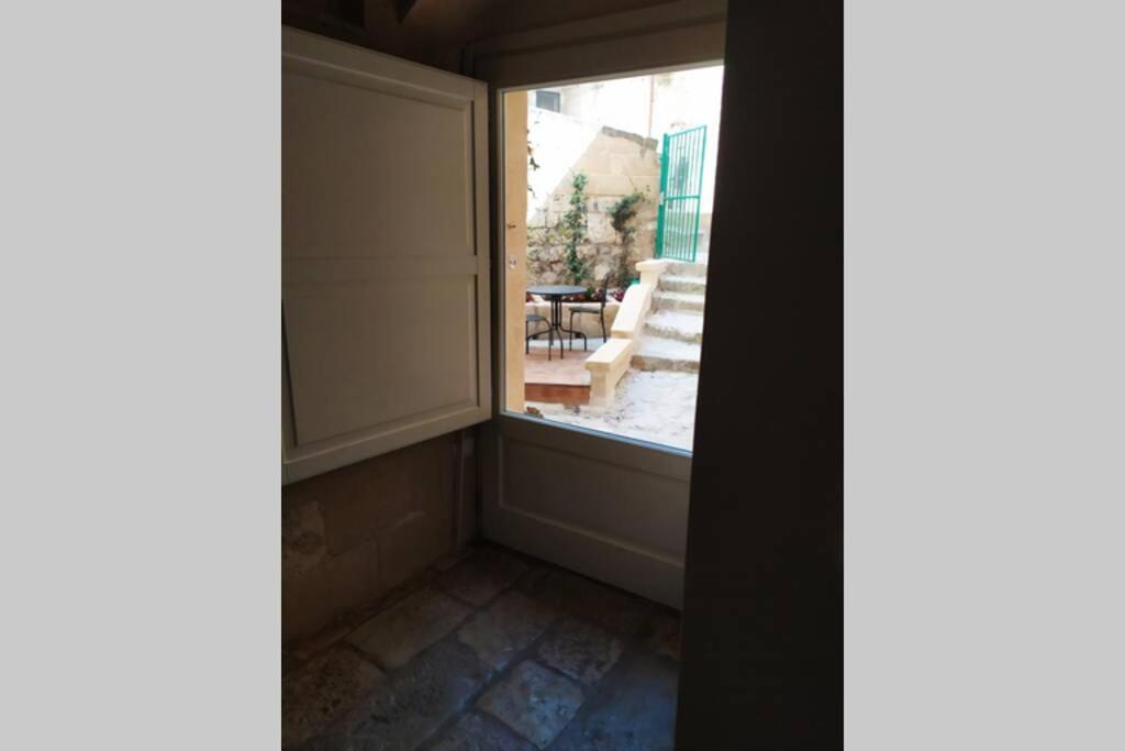 Fornaci 46 Sassi Con Idromassaggio Villa มาเตรา ภายนอก รูปภาพ