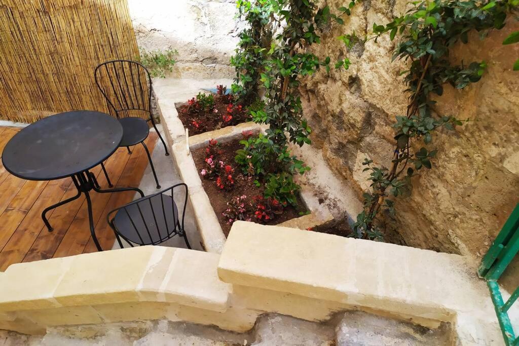 Fornaci 46 Sassi Con Idromassaggio Villa มาเตรา ภายนอก รูปภาพ