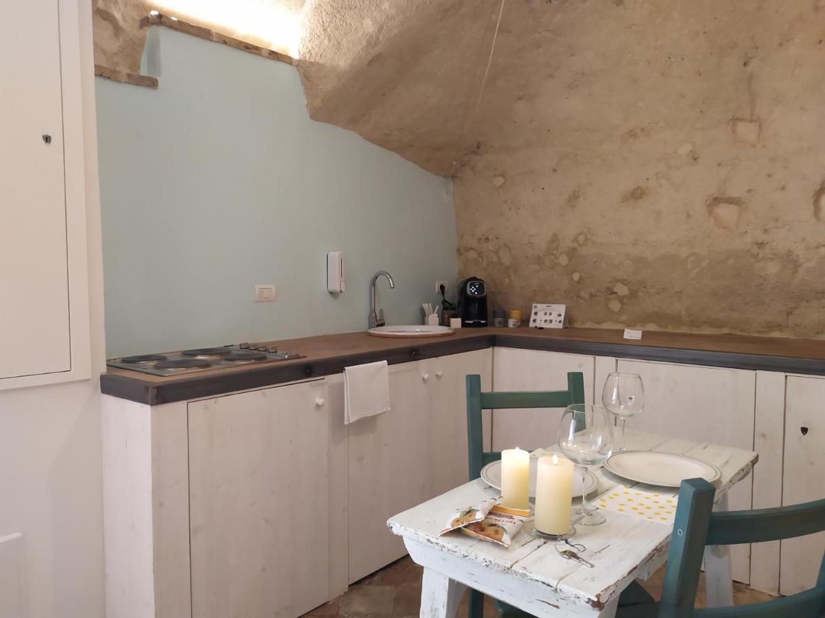 Fornaci 46 Sassi Con Idromassaggio Villa มาเตรา ภายนอก รูปภาพ