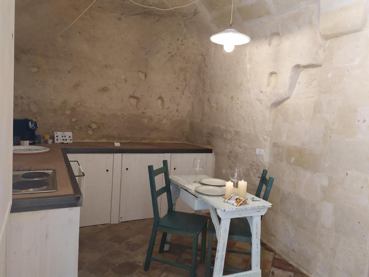 Fornaci 46 Sassi Con Idromassaggio Villa มาเตรา ภายนอก รูปภาพ